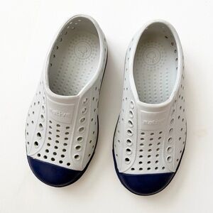 Native Shoes Jefferson's gray and navy blue toddler 9